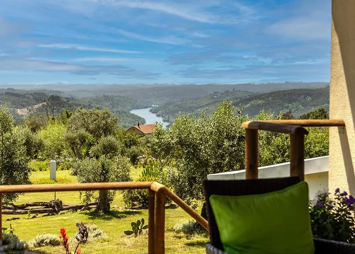 Quinta Dos Covais Al * Tábua