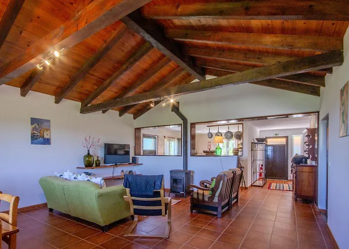 別荘 Quinta Dos Covais Al Tábua